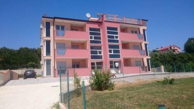 Apartman Leanton Pula Buitenkant foto