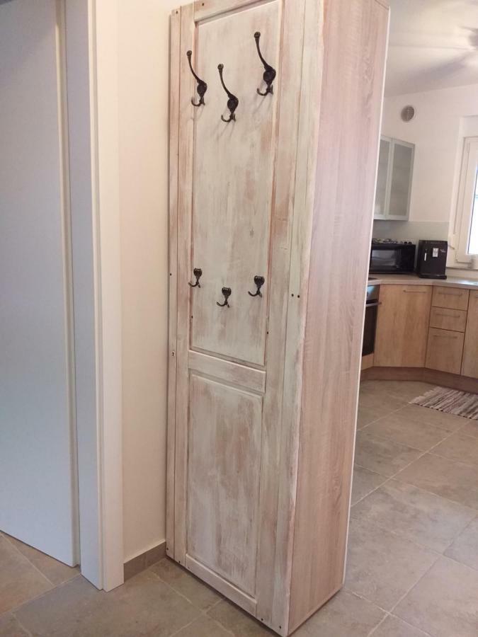 Apartman Leanton Pula Buitenkant foto